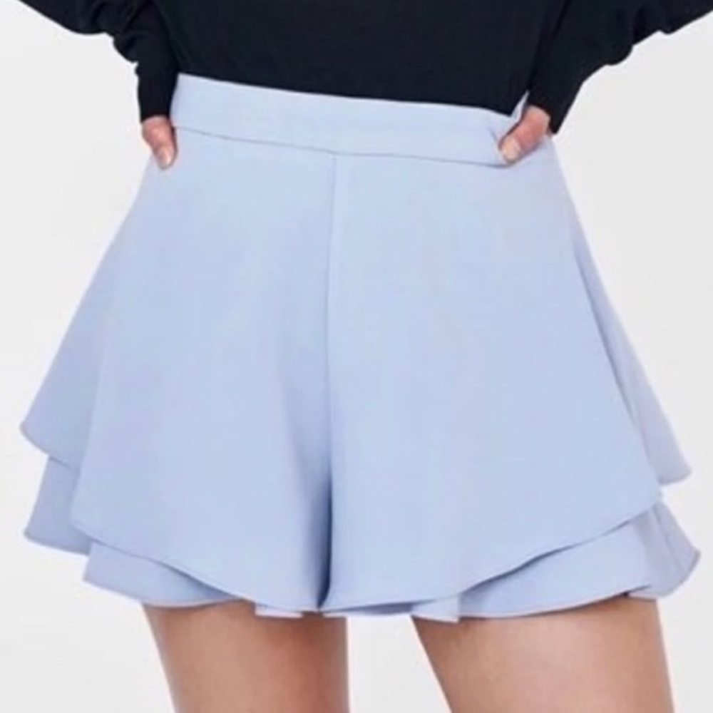 Zara blue flowy shorts